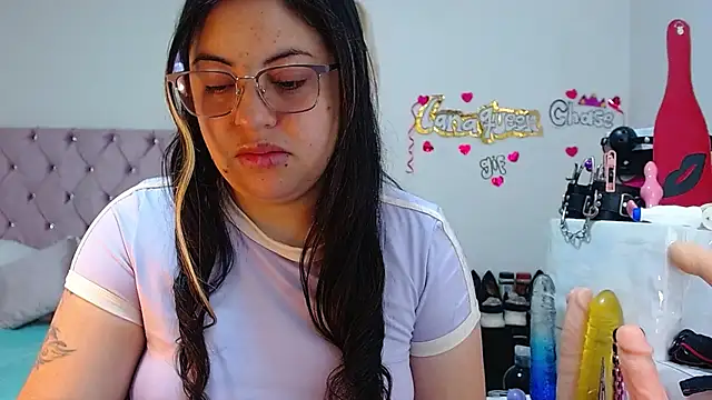 Snapshot of lanaqueen699 chatting on September 9, 1:33 pm lanaqueen699 online show from September 9, 1:33 pm