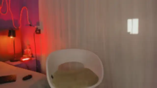 Snapshot of Mai_higurashi chatting on October 31, 8:57 pm Mai higurashi online show from October 31, 8:57 pm