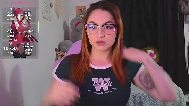 lucycherry   online show from September 18, 3:49 am