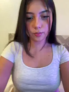 Snapshot of Maii_chan chatting on September 30, 5:13 am Maii chan online show from September 30, 5:13 am