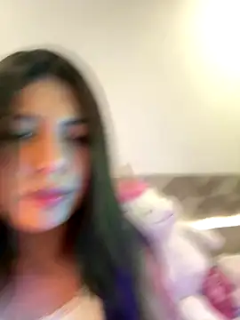 Snapshot of Maii_chan chatting on October 5, 7:24 am Maii chan online show from October 5, 7:24 am