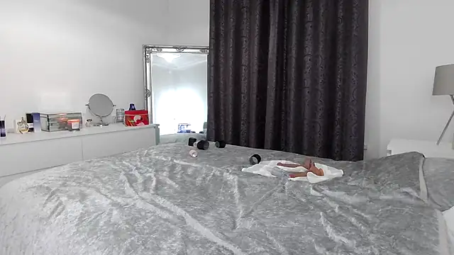 TanyaTaylor45 online show from October 13, 10:23 pm