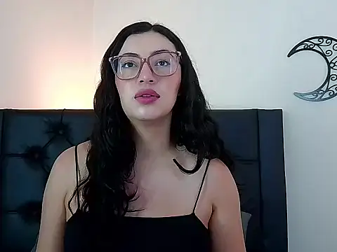 EvoletFMK online show from March 26, 5:15 pm