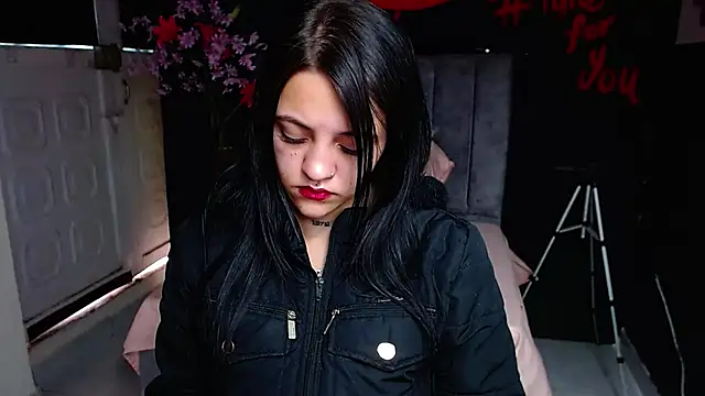 Violettasquirt online show from March 3, 3:07 pm