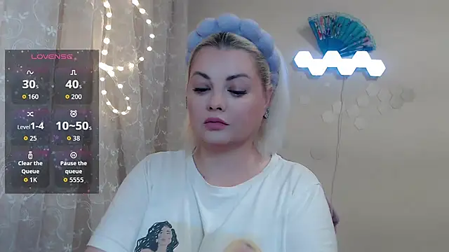 JewellKiss7 online show from November 25, 4:25 am