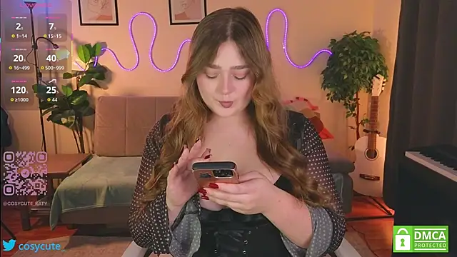 cosycute  online show from November 6, 3:18 pm