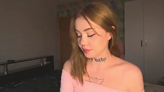 hanna cry baby online show from September 28, 3:39 pm