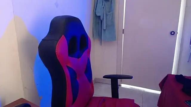 Maximesex online show from May 28, 1:42 pm