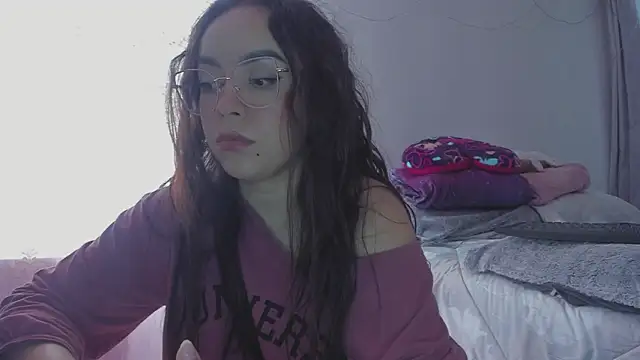 HARLEYNAPIER online show from March 31, 8:53 pm