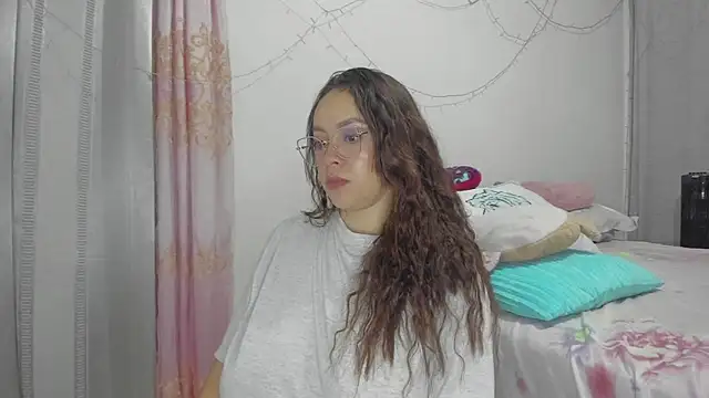 HARLEYNAPIER online show from June 11, 12:32 am