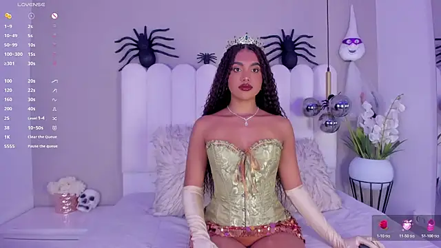 atenea roberts online show from October 31, 9:19 pm