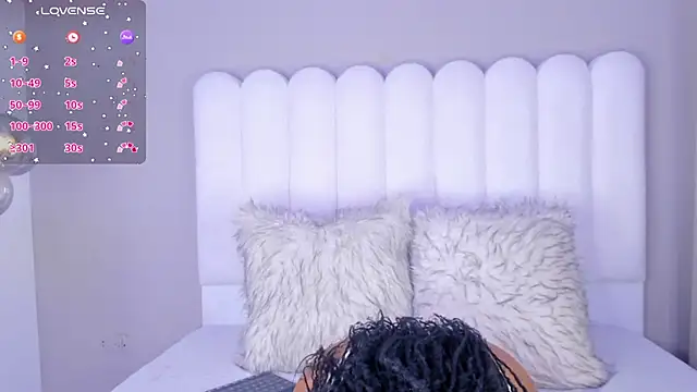 atenea roberts online show from September 18, 3:10 pm