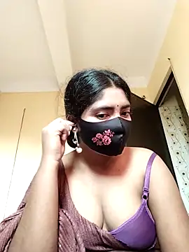 Lina-Rose online show from October 14, 1:30 am