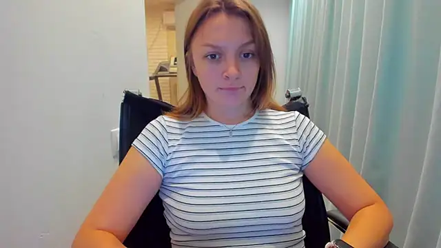 realfairy online show from October 6, 9:52 pm