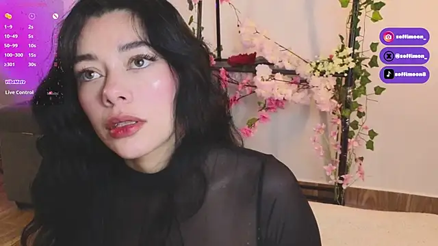 Soffimoon  online show from September 30, 2:39 am