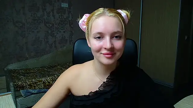 Milka kiss  online show from December 5, 1:23 pm