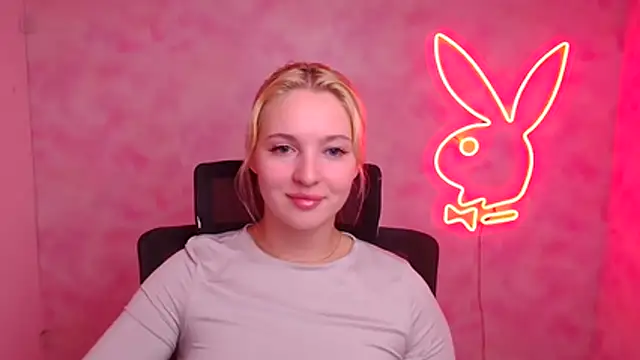 Milka kiss  online show from October 9, 12:09 pm