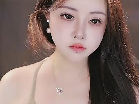 Qiaoqiao  online show from November 9, 4:25 pm