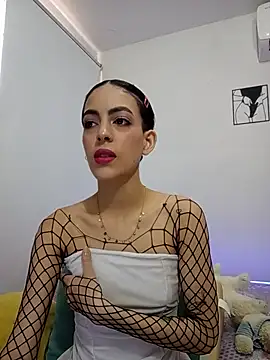 LilitRobins online show from July 7, 8:33 pm