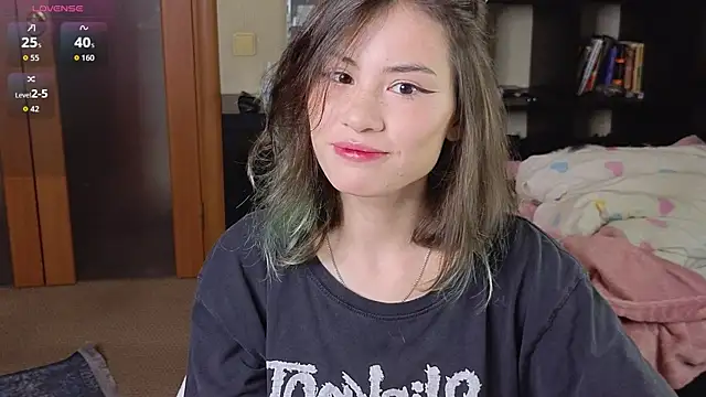 alicekiit online show from October 2, 12:04 am