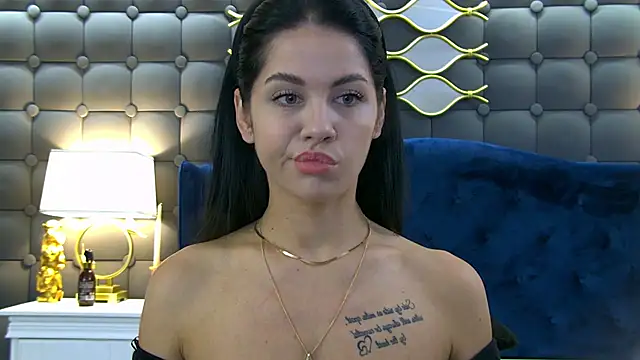 Snapshot of LeyaCass chatting on September 28, 3:46 am LeyaCass online show from September 28, 3:46 am