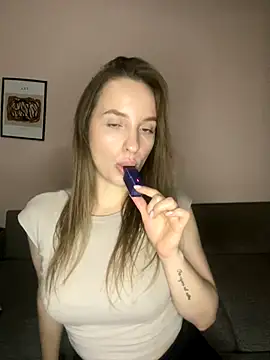 Snapshot of EdnaBradley chatting on October 18, 2:31 pm EdnaBradley online show from October 18, 2:31 pm