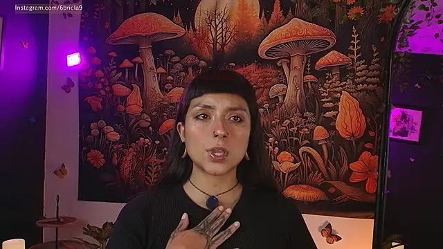 6Briela9  online show from April 15, 5:52 am