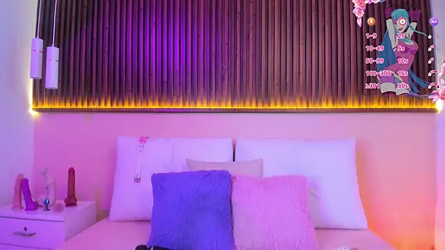 Liz grey  online show from November 30, 5:00 am