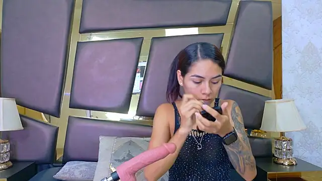 NicoleEsposito online show from November 14, 1:11 pm