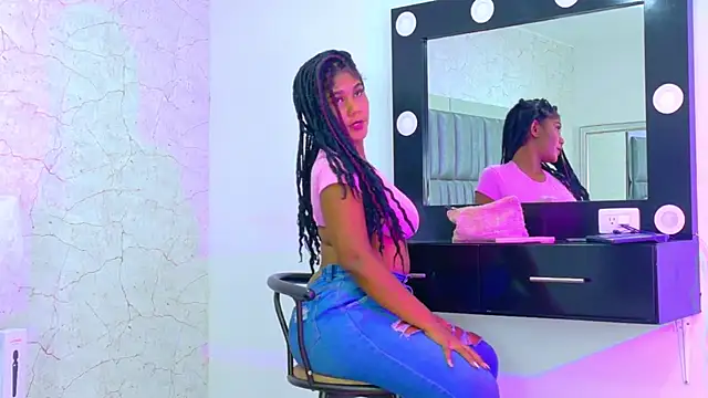 Snapshot of AlisonJaimes chatting on October 11, 1:47 pm AlisonJaimes online show from October 11, 1:47 pm