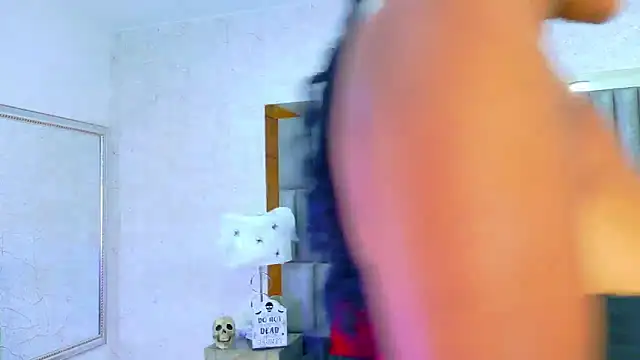 Snapshot of AlisonJaimes chatting on October 9, 1:37 pm AlisonJaimes online show from October 9, 1:37 pm