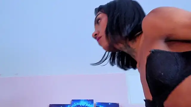 Kaataleya horny online show from January 15, 5:46 am