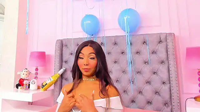 Snapshot of HaileeRoberts chatting on September 29, 1:05 pm HaileeRoberts online show from September 29, 1:05 pm