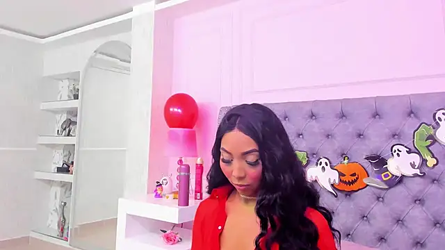 Snapshot of HaileeRoberts chatting on October 12, 1:13 pm HaileeRoberts online show from October 12, 1:13 pm