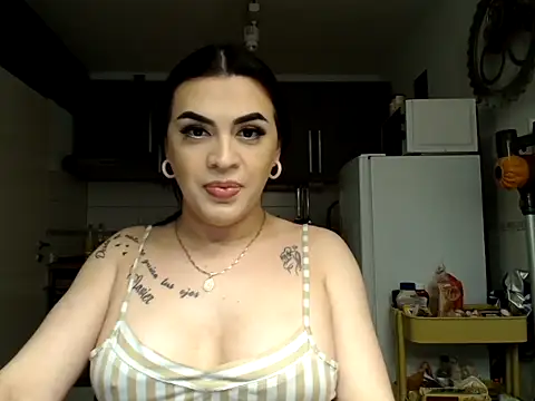 Dulce hot 23  online show from May 21, 2:48 pm