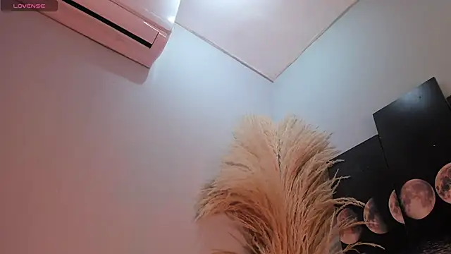 ALICEPOIXXXON online show from December 5, 3:28 am