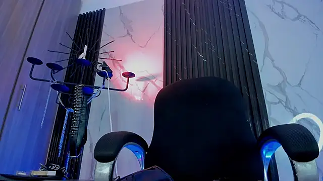 ALICEPOIXXXON online show from April 16, 12:22 am