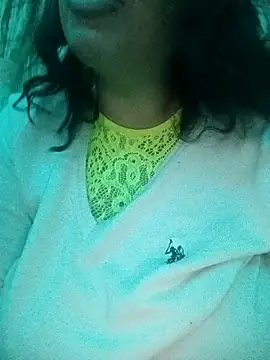 nazii010 online show from March 13, 9:38 pm