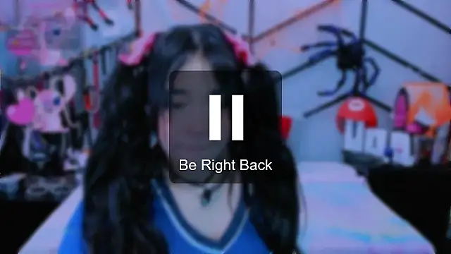 Snapshot of AlanaLuck chatting on October 27, 7:41 pm AlanaLuck online show from October 27, 7:41 pm