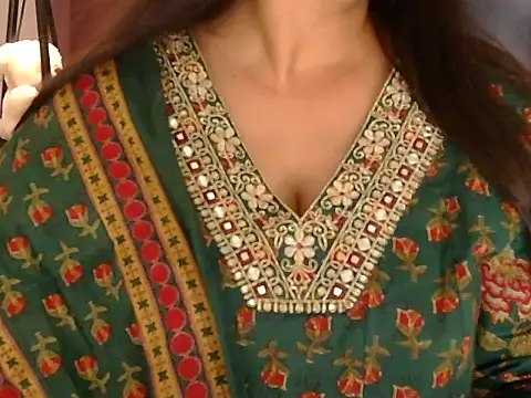 Snapshot of sanam_rose chatting on October 21, 2:21 pm sanam rose online show from October 21, 2:21 pm