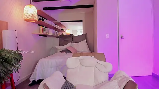 luna willians online show from October 14, 3:25 pm