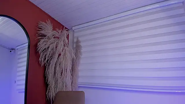 luna willians online show from March 12, 1:25 pm