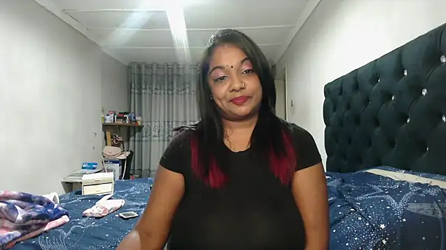 Snapshot of Indianmayaxoxo chatting on October 4, 3:05 pm Indianmayaxoxo online show from October 4, 3:05 pm