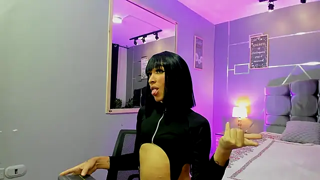 Snapshot of Micaela_Rangel chatting on October 3, 4:06 am Micaela Rangel online show from October 3, 4:06 am