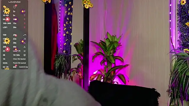 Snapshot of Micaela_Rangel chatting on September 27, 2:41 am Micaela Rangel online show from September 27, 2:41 am