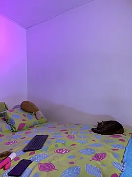 Apriilpeach  online show from October 21, 8:13 pm