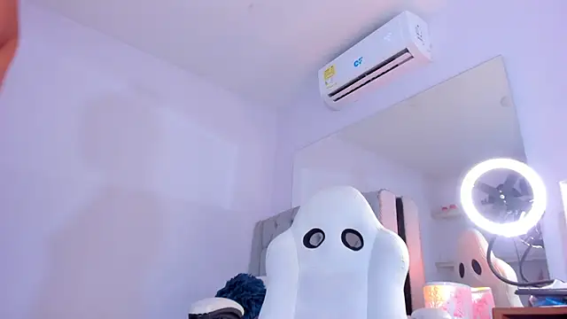 TianaReedd online show from September 18, 12:58 pm