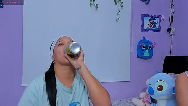 sara mendez2 online show from September 27, 12:07 am