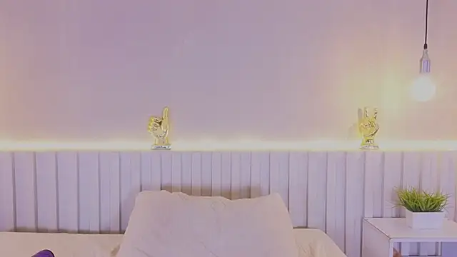 Snapshot of Aida_moreno chatting on November 1, 12:53 pm Aida moreno online show from November 1, 12:53 pm