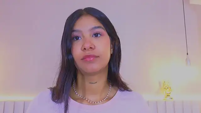 Snapshot of Aida_moreno chatting on September 29, 12:43 pm Aida moreno online show from September 29, 12:43 pm